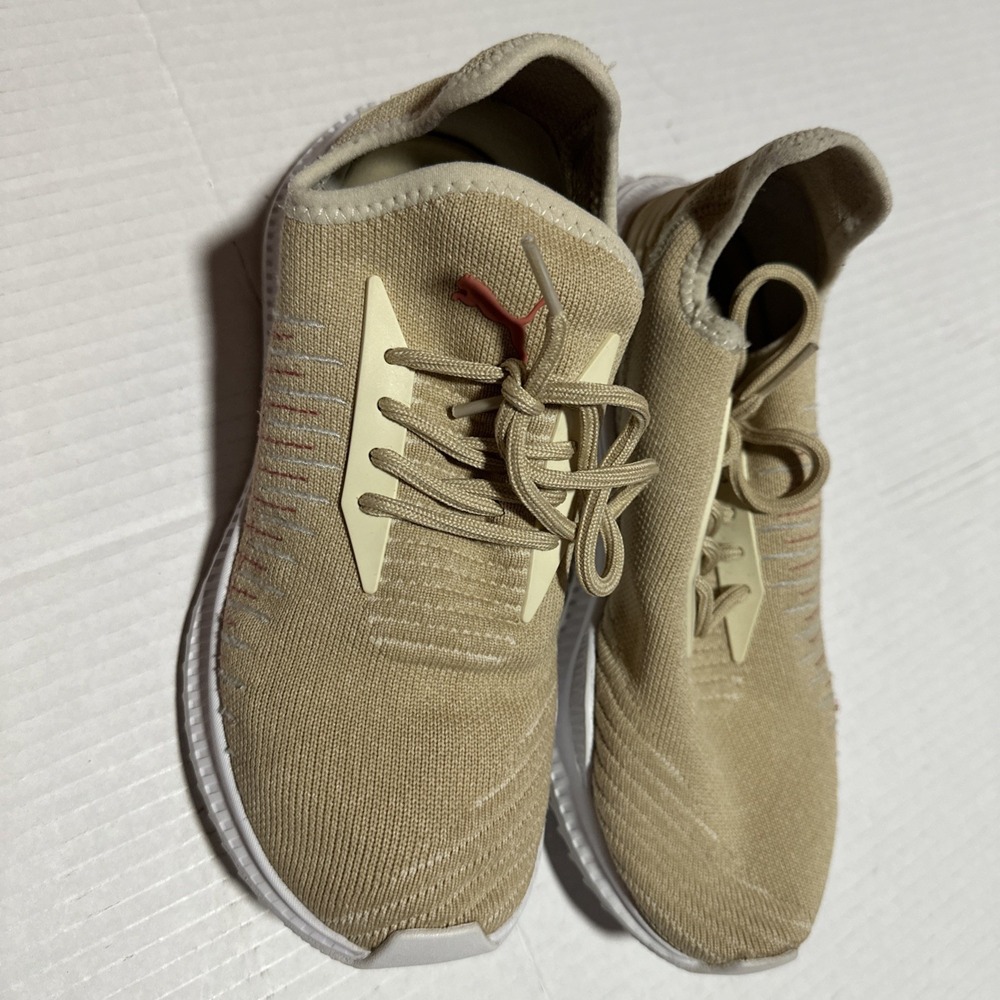 Women's Ic-nite knit Puma Sneakers Size 6.5